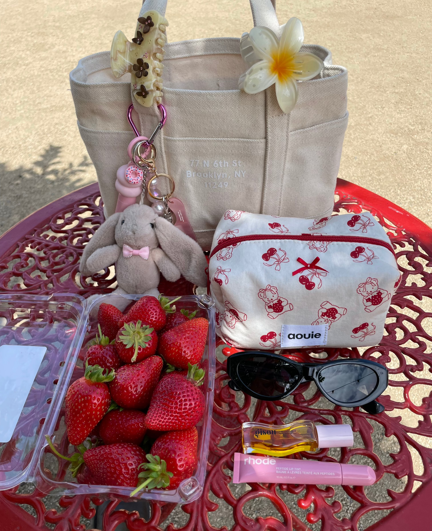 Teddy Bears Loves Strawberry Makeup Bag