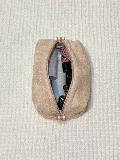 Teddy towel makeup bag